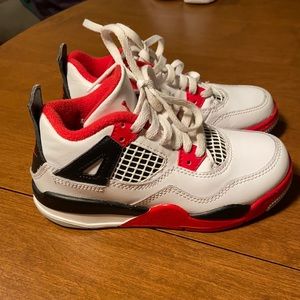 Jordan 4 Retro Fire Red